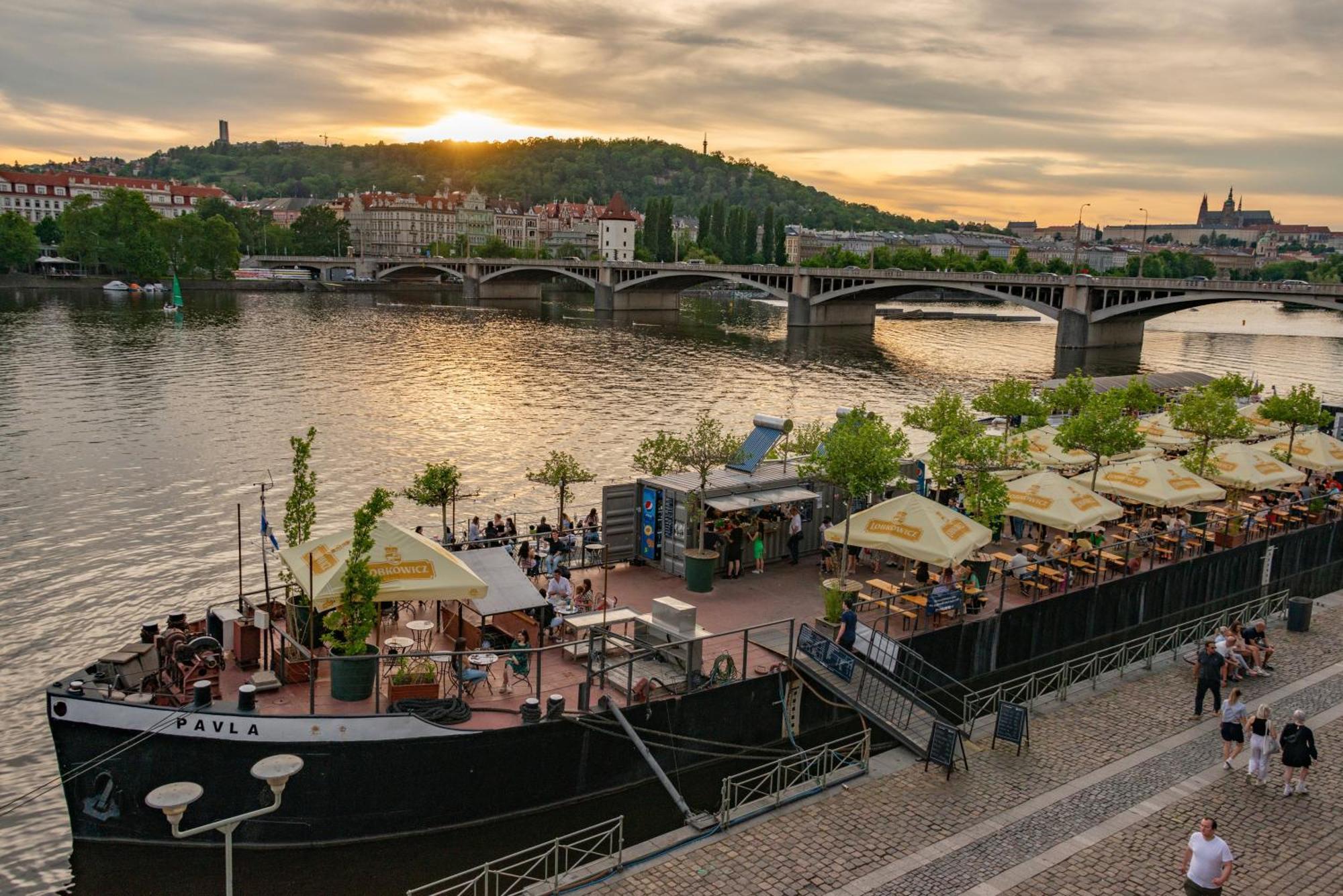 Gasthof Happy In Centrum Prag
